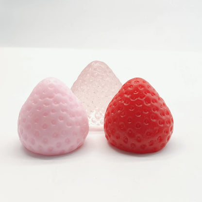 Glossy Simulation Strawberry Maltose Squeeze Toy, Shiny Soft TPR Slow Rebound Squishy Fidget Toy, Stretchable Anxiety Relief Decompression Toy for Kids & Adults, Office Home Stress Relief, Party Favors & Cute Fruit Gifts