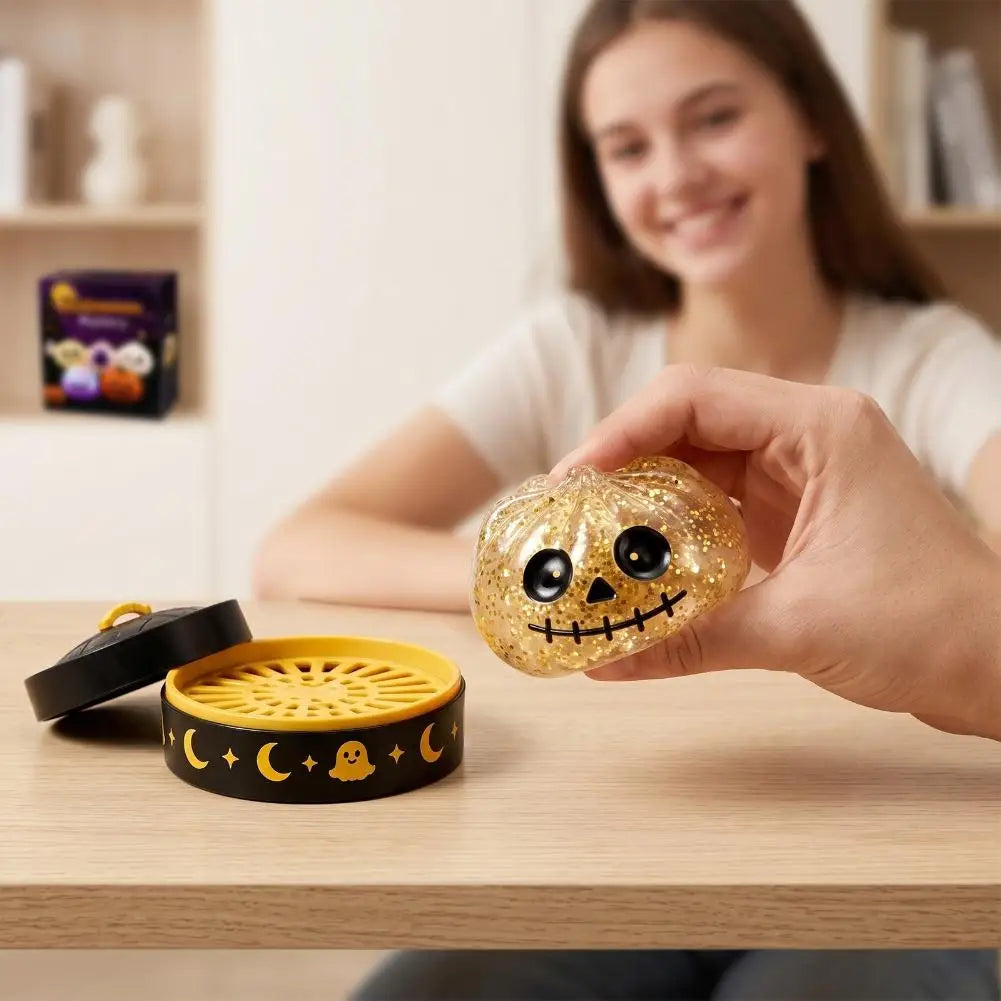 5.5 cm Halloween Dumpling Squishy Toy in Steamer, Slow-Rising Squeeze Toy