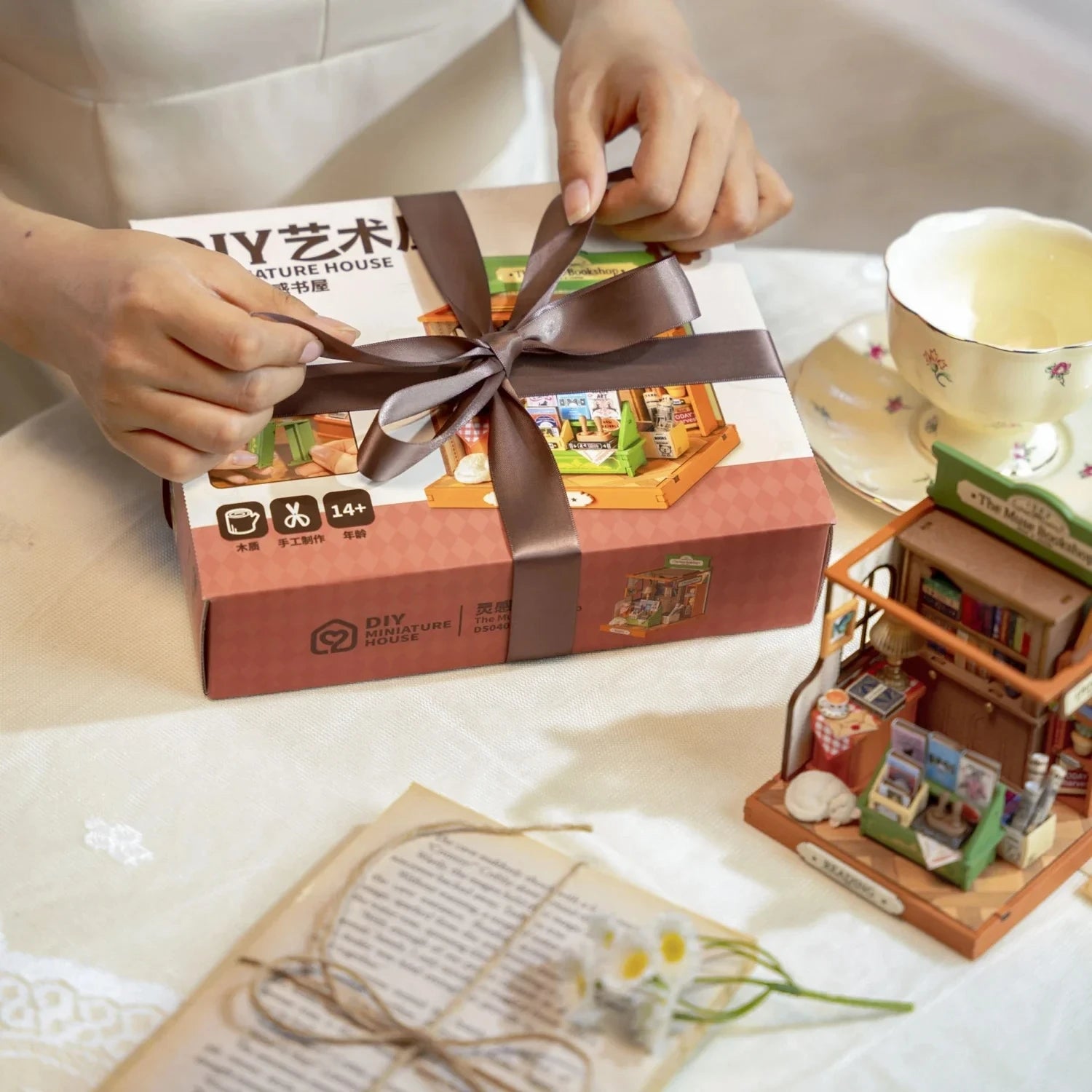 Robotime Rolife Miniature Dollhouse Kit for Kids Girls Wooden Toy Building Set Family Gift 4 Designs