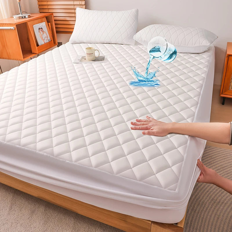 Waterproof Mattress Protector - Quilted Polyester All-Season Cooling and Noiseless